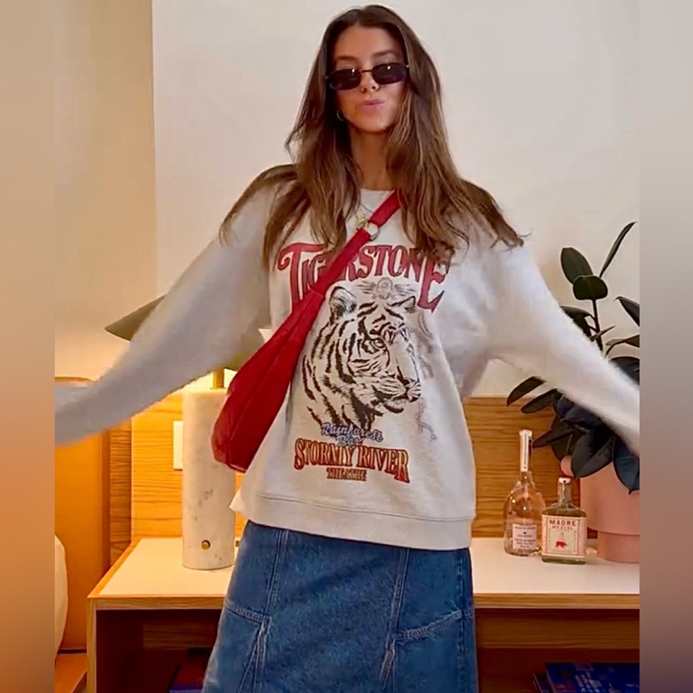 NFS-FOR STYLING/SIZING  PURPOSE ONLY!😍! Spell Tigerstone Swearshirt Sz MED